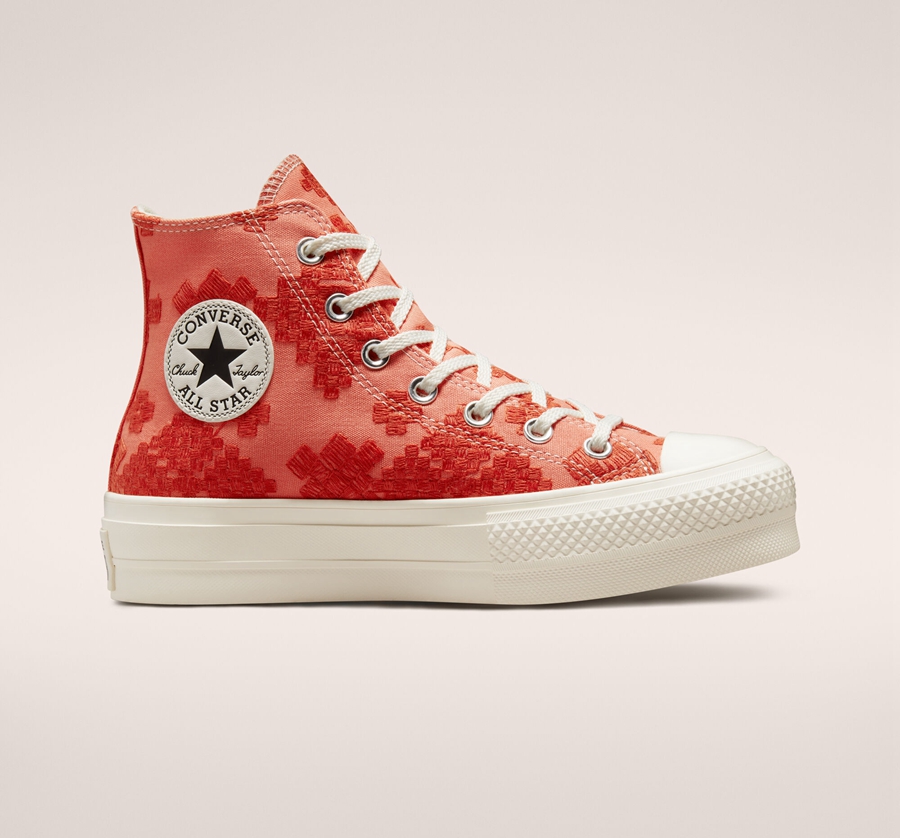 Converse Chuck Taylor All Star Lift Platform Tonal Embroidery Piros | A62486F
